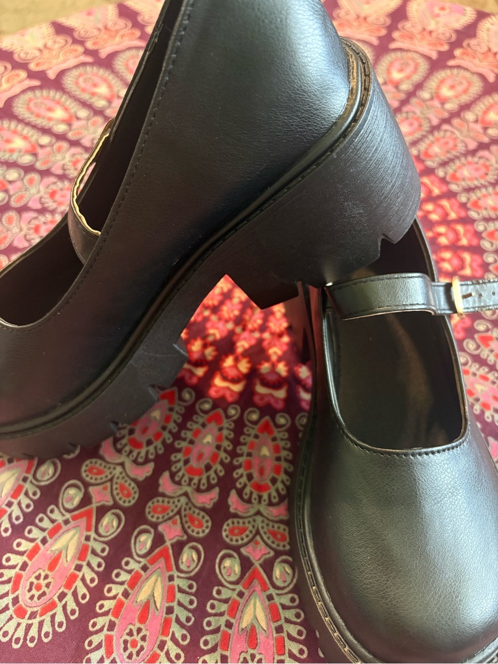 Black Mary Jane Heels Shoe with Straps - Picture 2 of 3